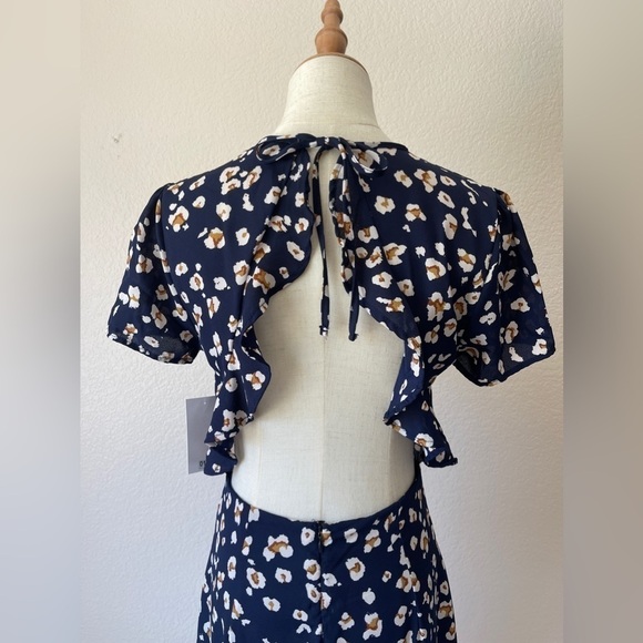 BIN#5 - Painted Threads Print Dress Medium - Picture 4 of 8